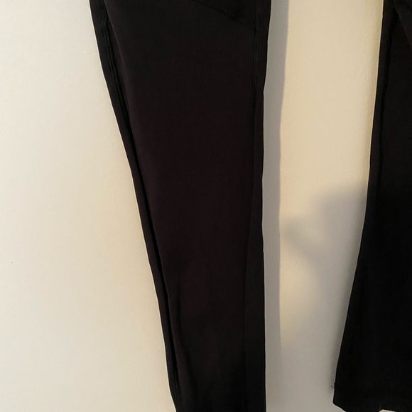 Lululemon running tights with mesh legs - Picture 3 of 8